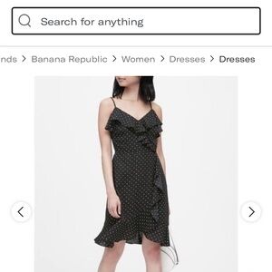 perfect banana republic midi dress. black and white polka dot dress. size 4.